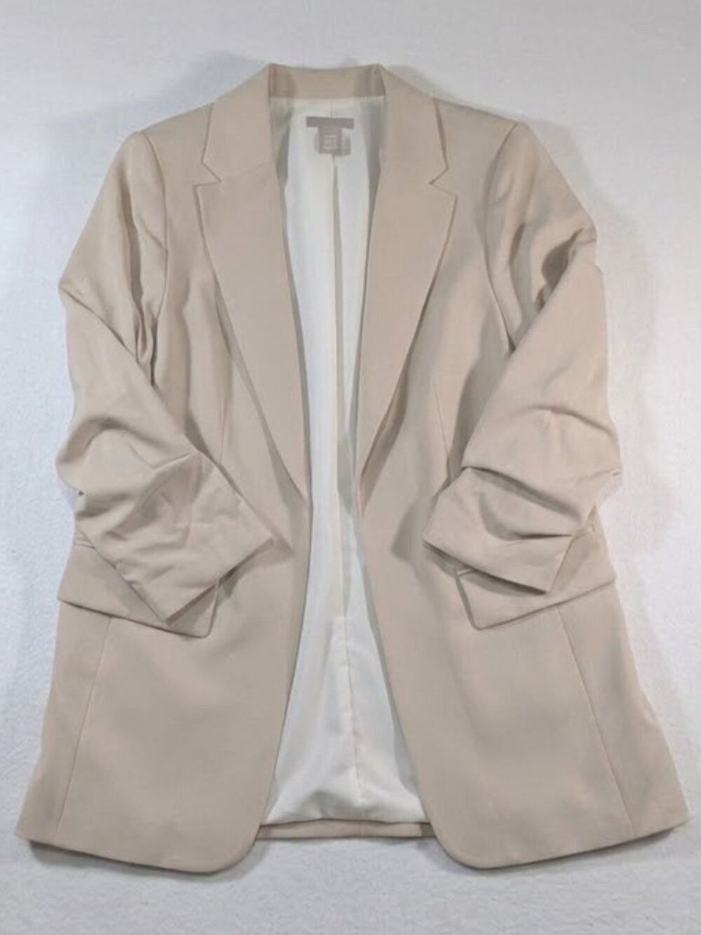 H&M Beige Ruched Gathered Sleeve Blazer Open Front w/ Shoulder Pads, Size Medium